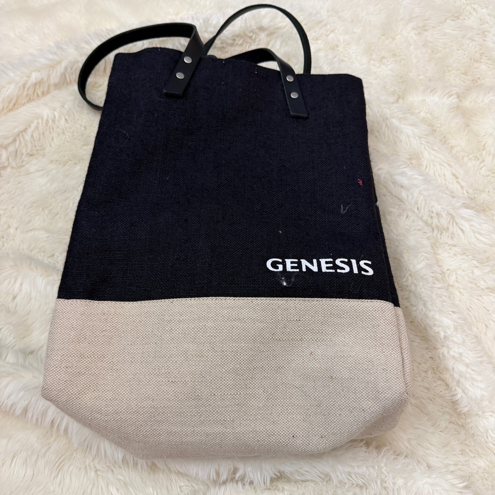 Apolis wine Tote bag with Genesis logo - Picture 3 of 6